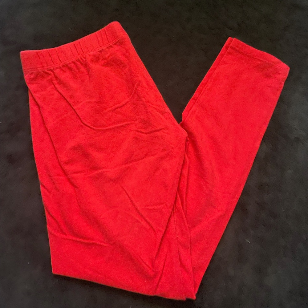 red leggings